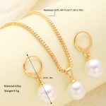 Light Luxury Freshwater Pearl Earrings and Necklace Set