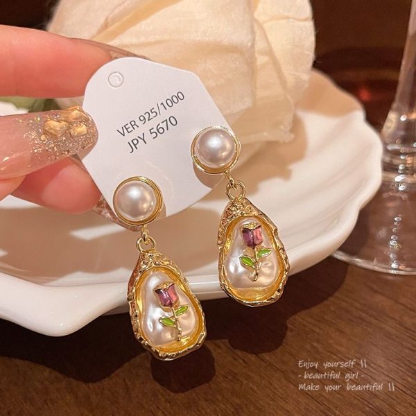 French Monet Garden Pearl Light Earrings