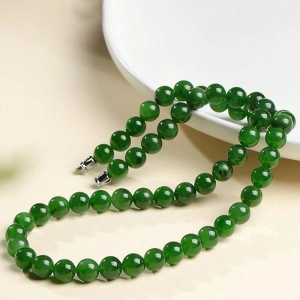 Xinjiang Hetian Round Ruyi Green Bead Necklace